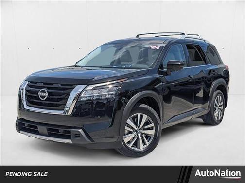 2024 Nissan Pathfinder SL FWD