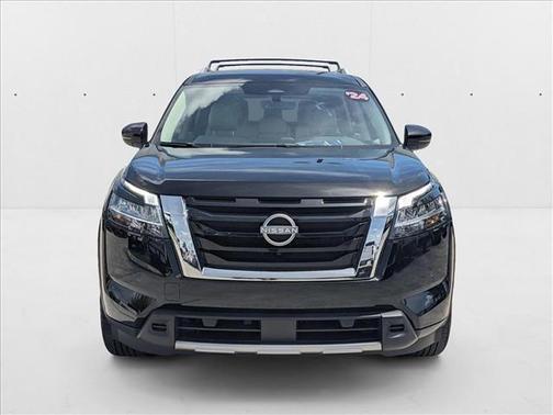 2024 Nissan Pathfinder SL FWD