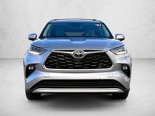 Celestial Silver Metallic 2021 Toyota Highlander Platinum