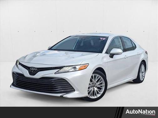 2019 Toyota Camry XLE