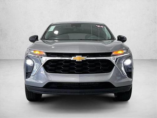 Sterling Gray Metallic 2024 Chevrolet Trax LS