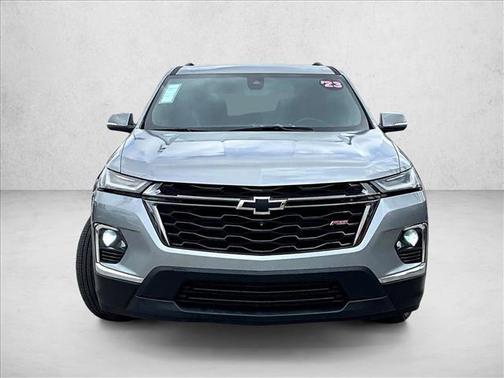 Sterling Gray Metallic 2023 Chevrolet Traverse RS