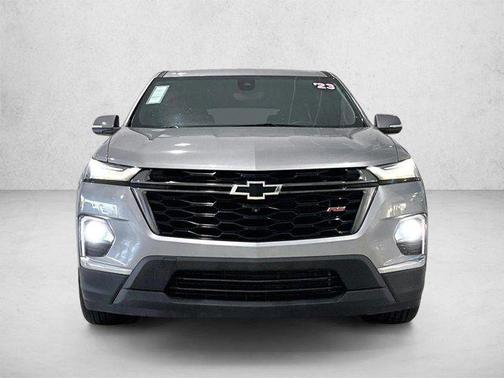 Sterling Gray Metallic 2023 Chevrolet Traverse RS