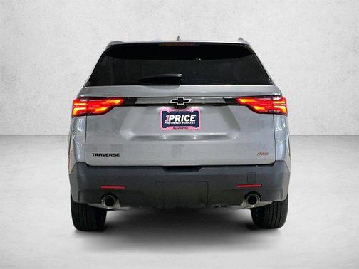 Sterling Gray Metallic 2023 Chevrolet Traverse RS