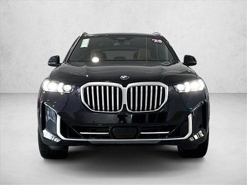 Black Sapphire Metallic 2025 BMW X5 xDrive40i
