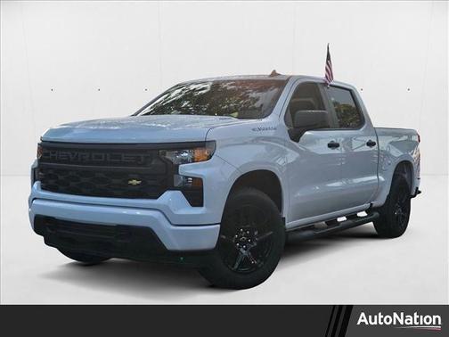 2025 Chevrolet Silverado 1500 Custom