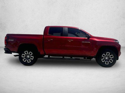 Radiant Red Tintcoat 2026 Chevrolet Colorado Z71