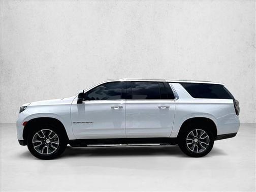 Summit White 2021 Chevrolet Suburban LT