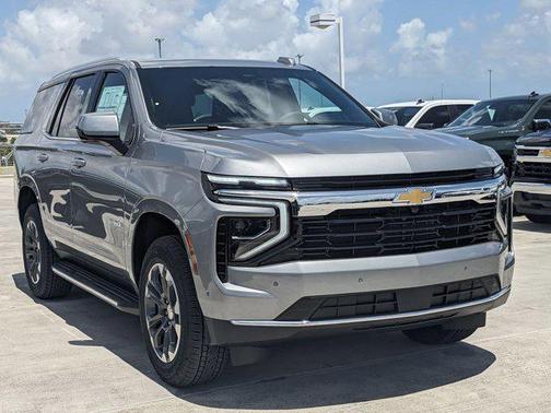 2025 Chevrolet Tahoe LS