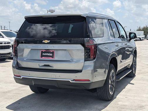 2025 Chevrolet Tahoe LS