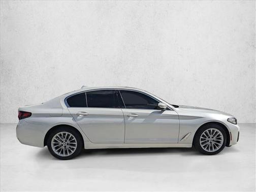2023 BMW 530 i