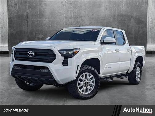 2024 Toyota Tacoma SR5