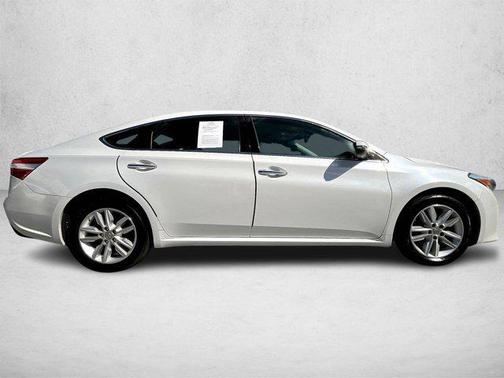 2014 Toyota Avalon XLE Premium