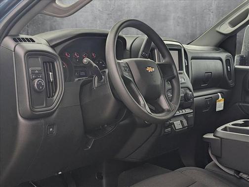 2025 Chevrolet Silverado 2500 Custom