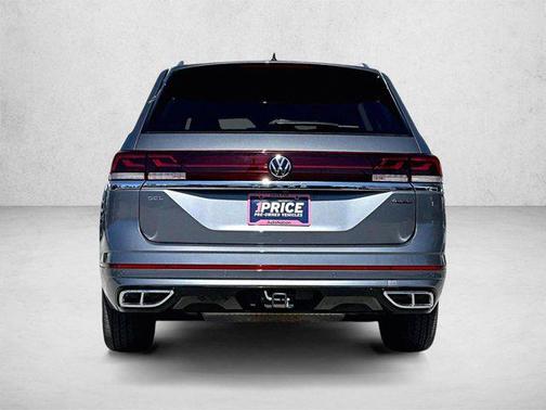 Platinum Gray Metallic 2024 Volkswagen Atlas 2.0T SEL Premium R-Line 4MOTION