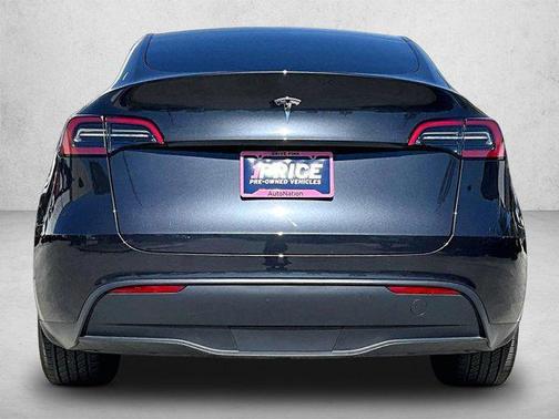 2025 Tesla Model Y Long Range Dual Motor Rear-Wheel Drive