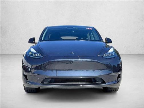 2025 Tesla Model Y Long Range Dual Motor Rear-Wheel Drive