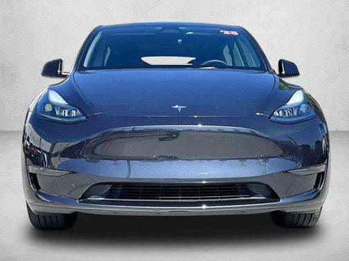 2025 Tesla Model Y Long Range Dual Motor Rear-Wheel Drive