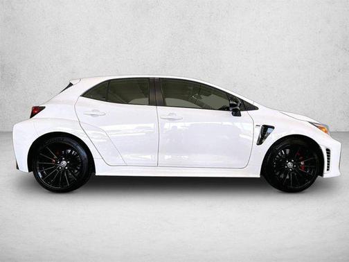 Ice Cap 2025 Toyota GR Corolla Core