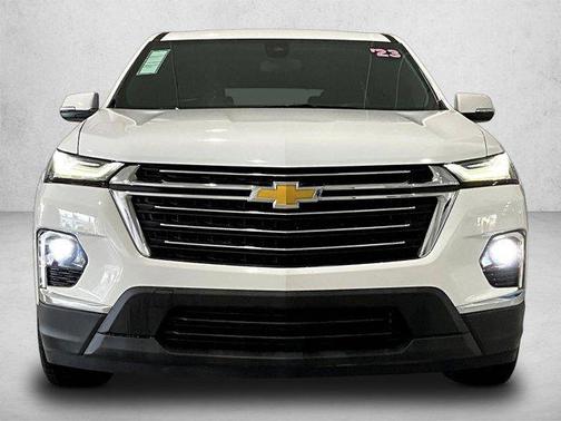 Summit White 2023 Chevrolet Traverse LT Cloth