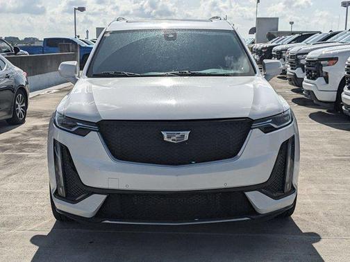 2022 Cadillac XT6 Sport AWD