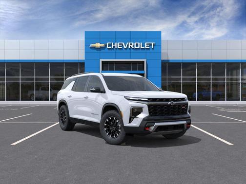 Polar White Tricoat 2026 Chevrolet Traverse AWD Z71
