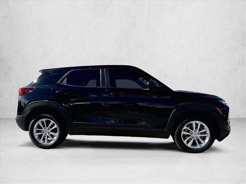 Mosaic Black Metallic 2026 Chevrolet Trailblazer LS