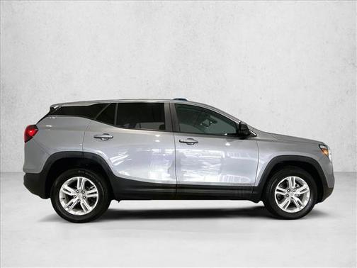 Sterling Metallic 2023 GMC Terrain SLE