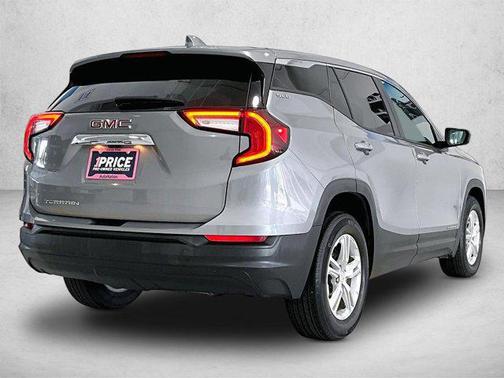 Sterling Metallic 2023 GMC Terrain SLE