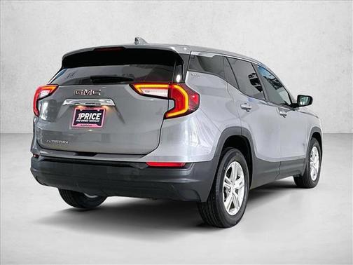 Sterling Metallic 2023 GMC Terrain SLE