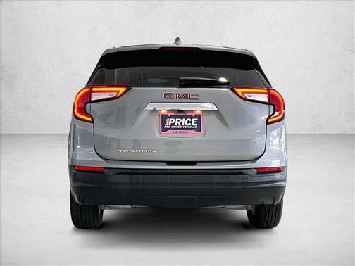 Sterling Metallic 2023 GMC Terrain SLE