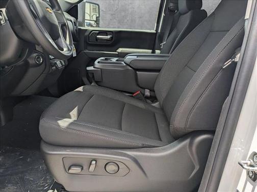2025 Chevrolet Silverado 2500 Custom