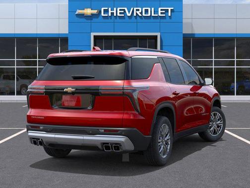 Radiant Red Tintcoat 2026 Chevrolet Traverse LT