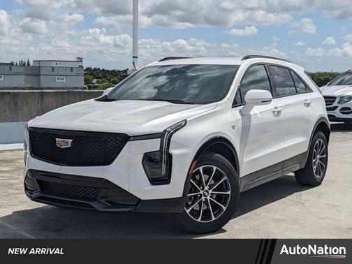 2024 Cadillac XT4 Sport