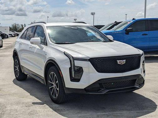 2024 Cadillac XT4 Sport