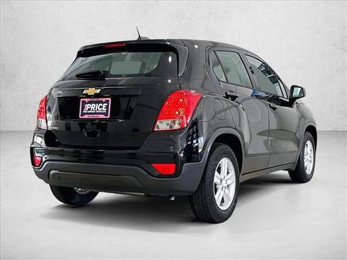 Mosaic Black Metallic 2019 Chevrolet Trax LS