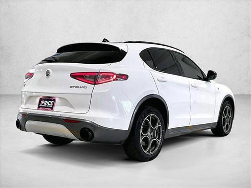 Alfa White 2024 Alfa Romeo Stelvio Ti