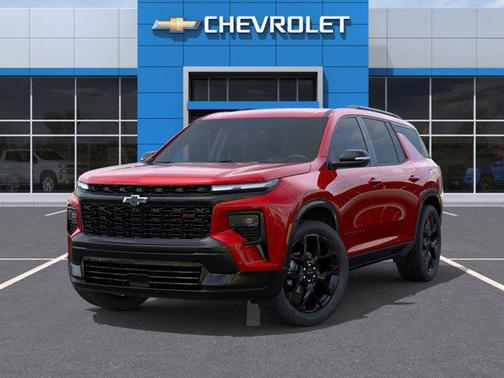 Radiant Red Tintcoat 2026 Chevrolet Traverse RS
