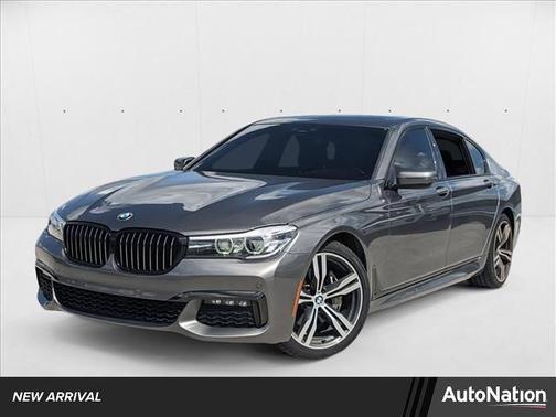 2019 BMW 740 740i