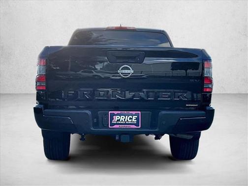 2023 Nissan Frontier SV