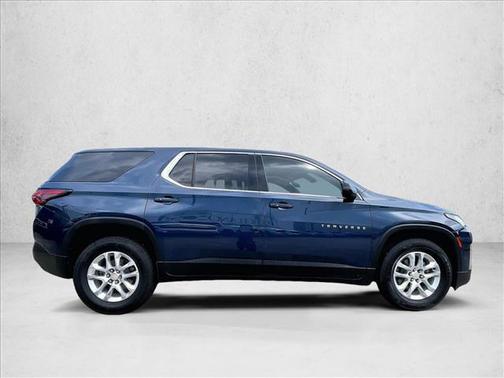 Northsky Blue Metallic 2022 Chevrolet Traverse LS