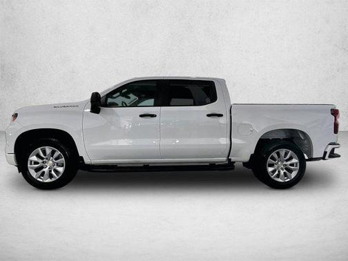 Summit White 2023 Chevrolet Silverado 1500 Custom