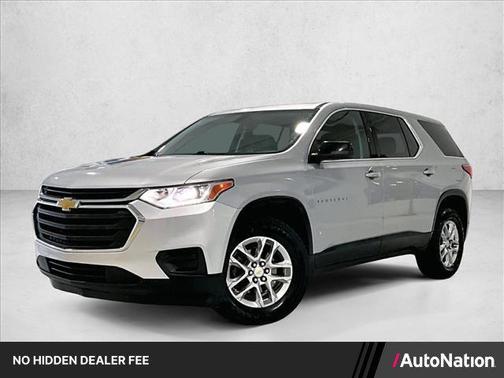 Silver Ice Metallic 2021 Chevrolet Traverse LS