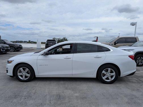 2022 Chevrolet Malibu 1LS