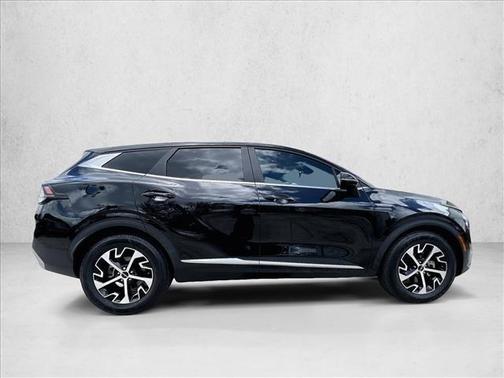 Ebony Black 2024 Kia Sportage EX