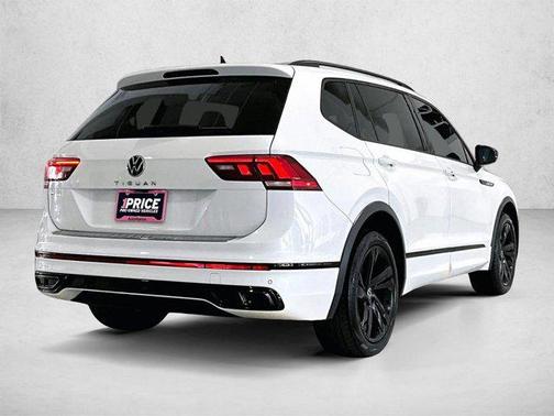 White 2024 Volkswagen Tiguan 2.0T SE R-Line Black