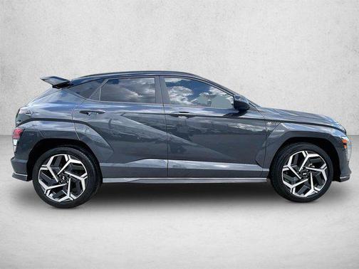Ecotronic Gray Pearl w/Black Roof 2024 Hyundai KONA N Line
