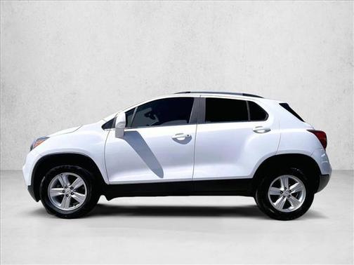 Summit White 2020 Chevrolet Trax LT
