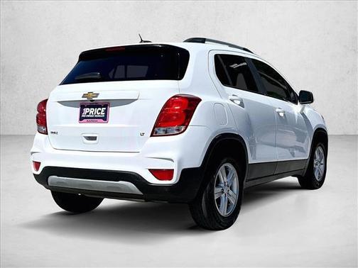 Summit White 2020 Chevrolet Trax LT