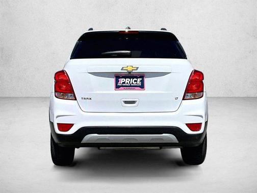 Summit White 2020 Chevrolet Trax LT